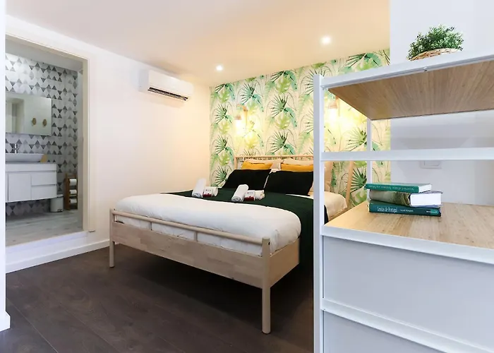 Benfica Ii By Homing * Lisboa